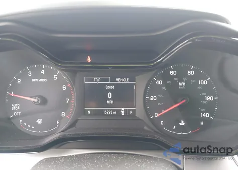 2024 Chevrolet Trax Fwd Sp z USA, uszkodzony, nr VIN KL77LFE21RC139503